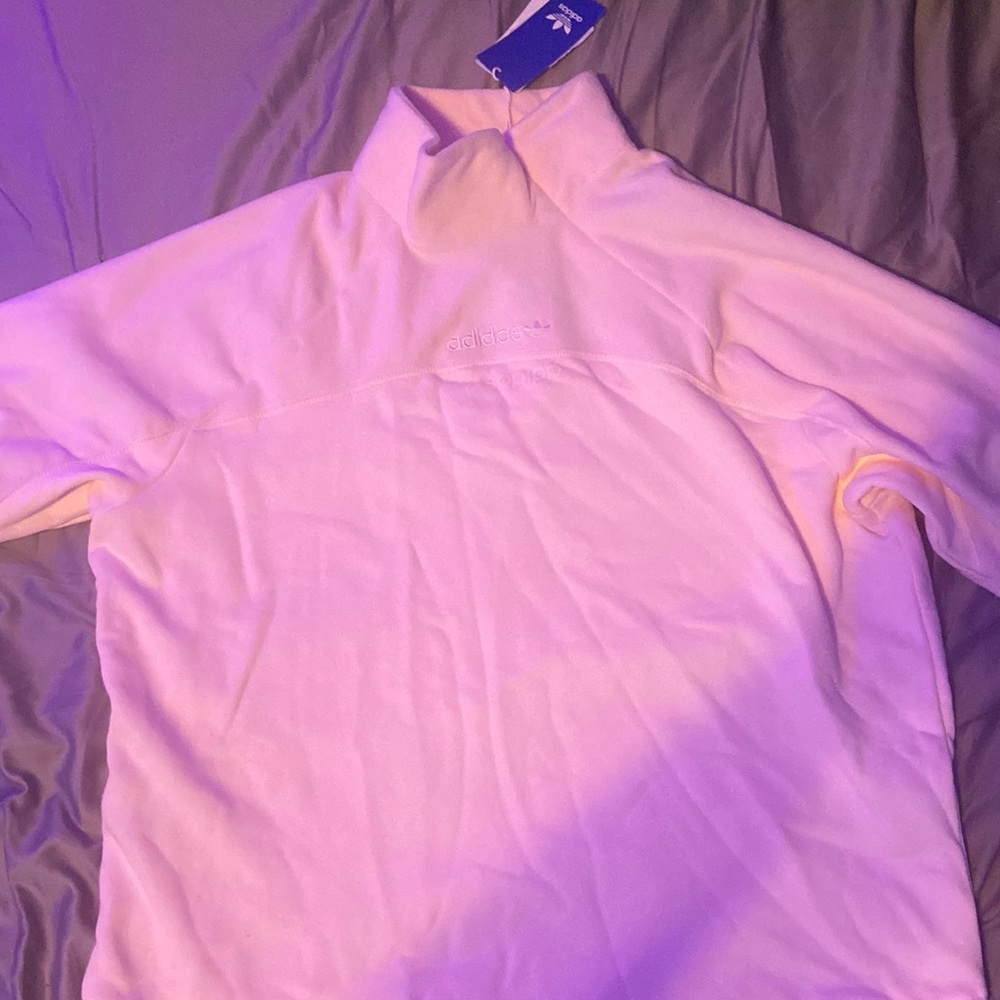 Women’s Adidas sweatshirt